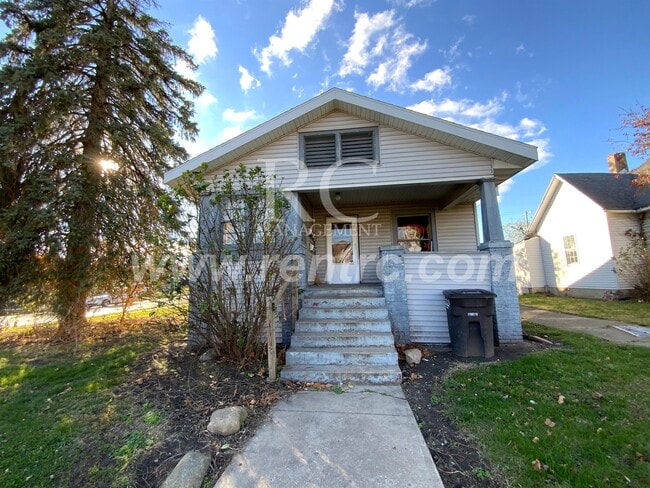 Building Photo - 504-2 Franklin-