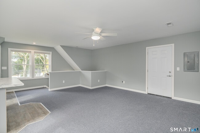 20 Philo Curtis Rd Unit B