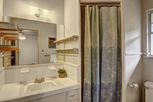 Photo - 1030 Monette Dr