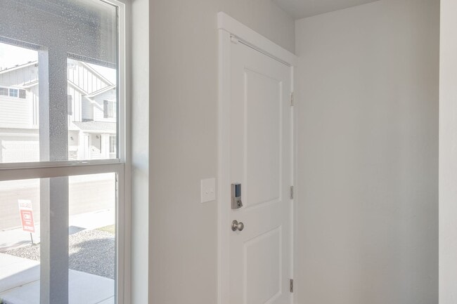 Photo - Beautiful 2 Bedroom Cottage Now Available!