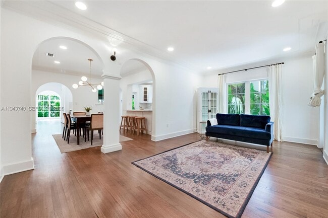 Photo - 512 Majorca Ave