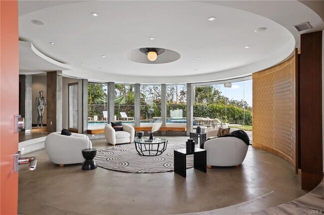 Photo - 2744 Cardwell Pl