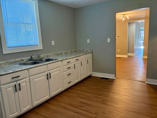 Photo - MOVE IN SPECIAL! $100 SECURITY DEPOSIT