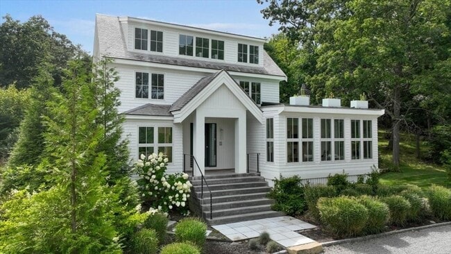 Photo - 86 Atlantic Ave