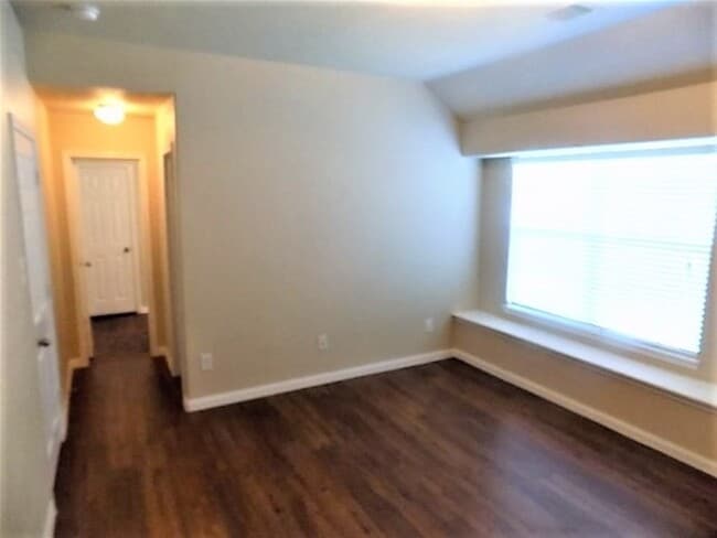 Photo - 911 Redcrest Springs Ct