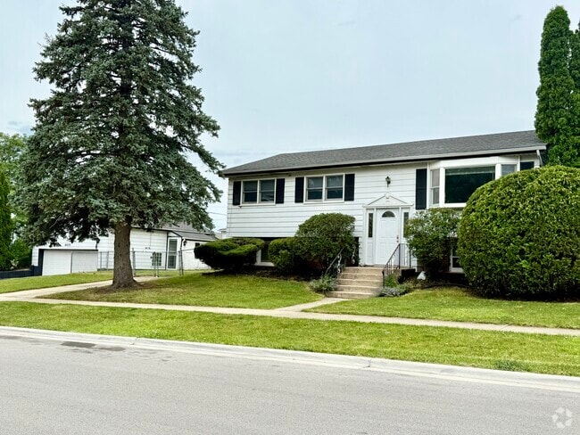Building Photo - 6620 163rd Pl Rental
