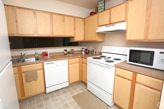 Photo - Village at Bluegrass