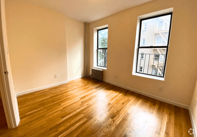 Building Photo - 1606 1st Ave. Unit APT 4A