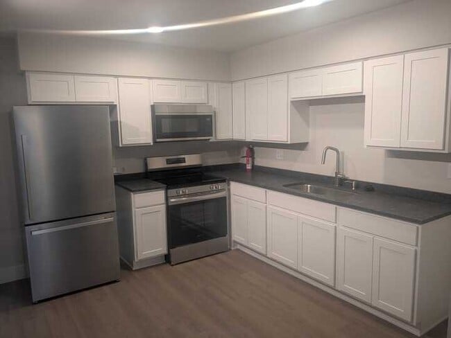Building Photo - 4471 E Andrew Johnson Hwy Unit 6 Rental