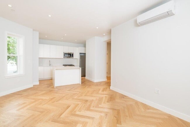 Photo - 29 Wigglesworth St Unit 8