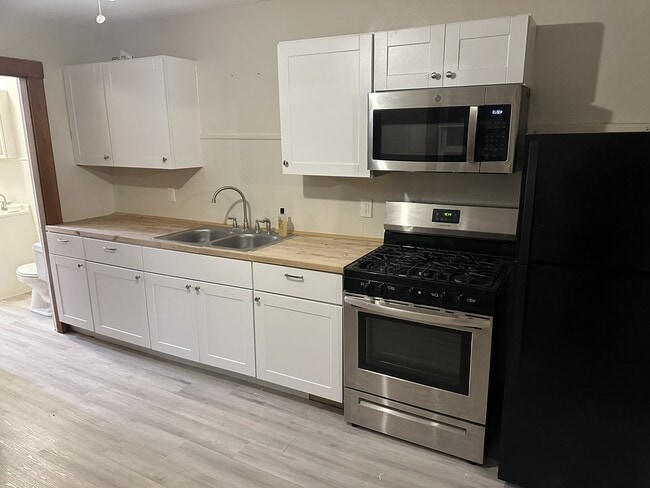 Photo - 32 Highland Ave