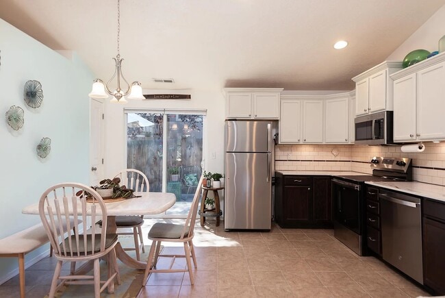 Photo - 2807 NE Spring Water Pl