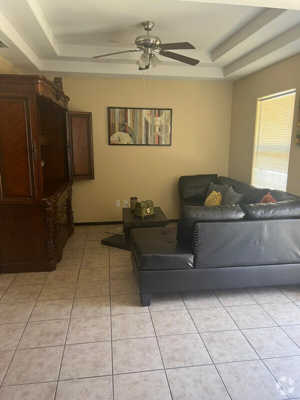 Building Photo - 614 San Antonio Ave Rental