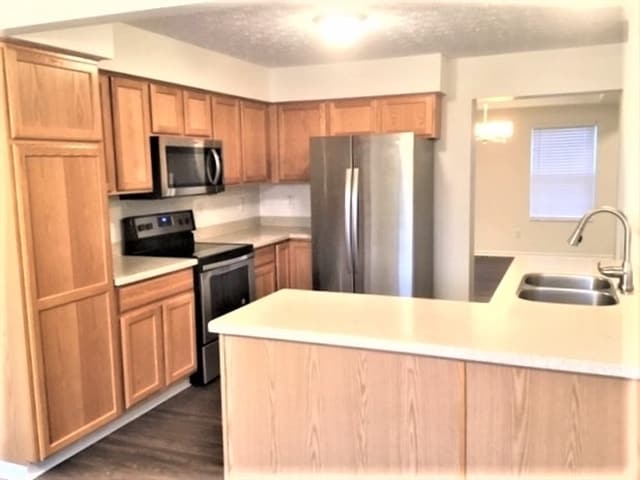 Photo - 821 Monarda Pl