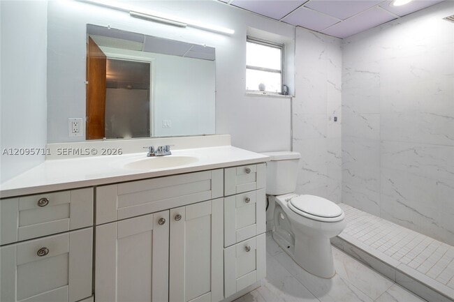 2028 Fillmore St Unit 2