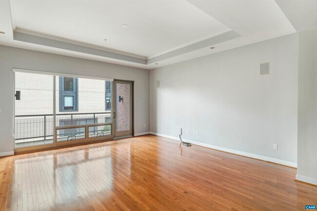 Photo - 112 5th St SE Unit 3D Rental