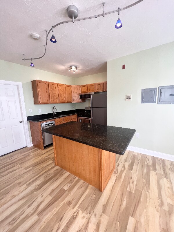 Photo - 81-83 America St Unit 2R