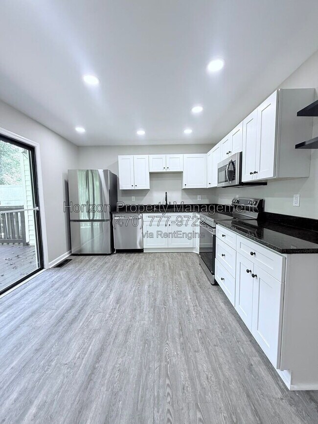 Photo - 4030 Hidden Hollow Dr