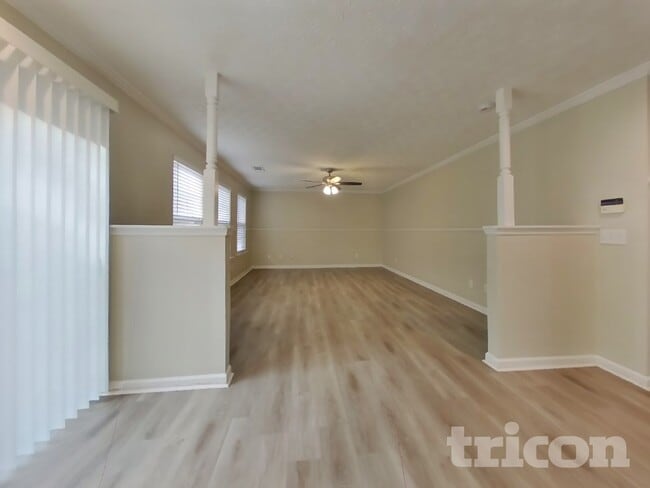 Photo - 5316 Paddington Ln