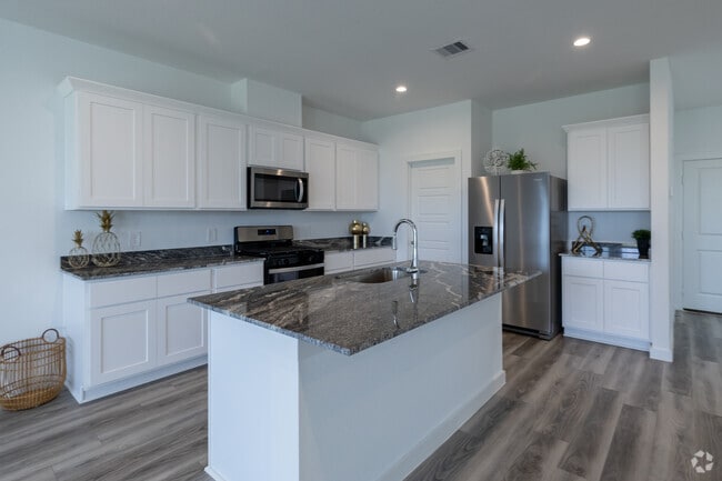 3BR, 2.5BA - Lacey - 1,820SF - Kitchen - The Oaks at Grand West