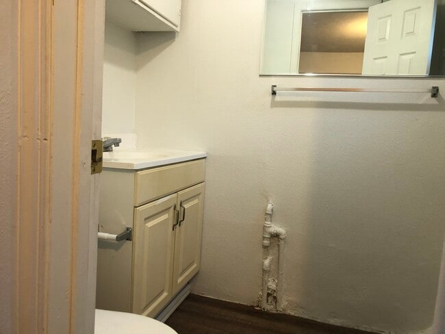 Photo - 634 NE Gray Ln Unit 1