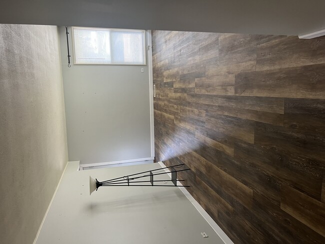 Photo - 2713 Wilke Rd