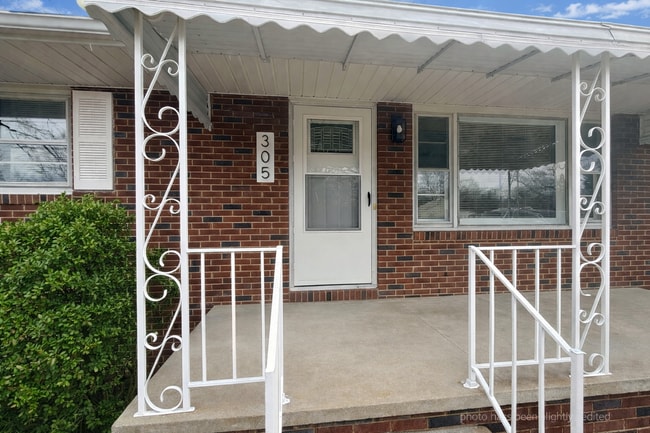 Photo - Three bedroom, 1.5 bath house in Burlington