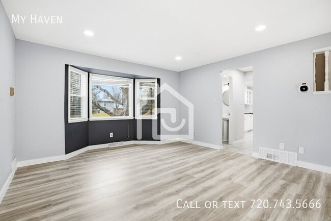 Photo - 2351 S Garland St