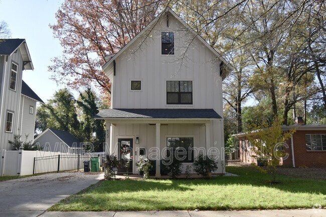 Building Photo - 423 Sylvania Ave Rental