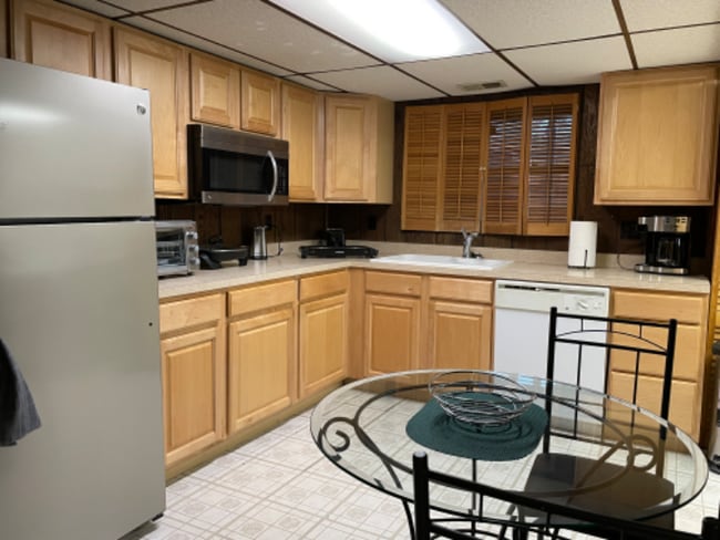 Photo - 180 Yank Ct Unit 1