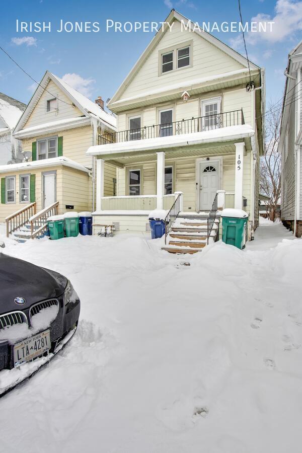 Building Photo - 105 Howell St Unit Apt. 2