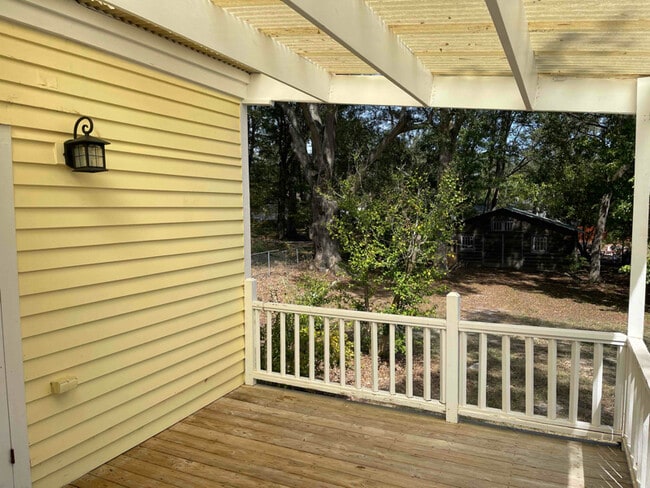 Photo - 162 Johnson St