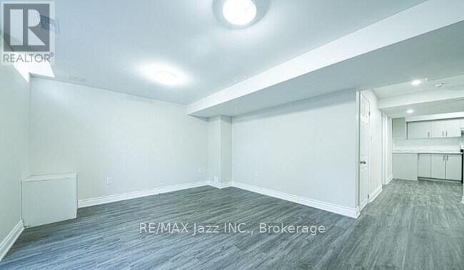 Photo - 1350 Aldergrove Dr Unit Lower