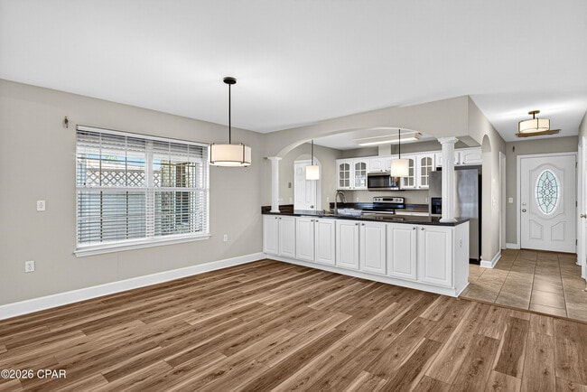 Photo - 114 Lakeridge Dr