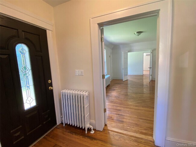 Photo - 9 Nassau Rd Unit 1