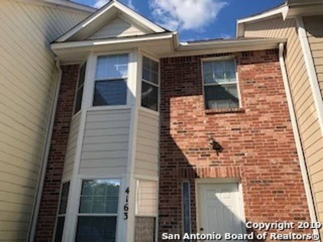 Photo - Townhouse near Medical Center in Gated Community