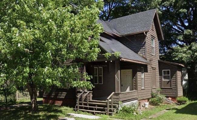Photo - Charming 3-Bedroom Home in Canton, OH