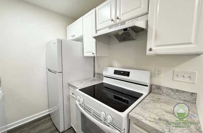 Photo - 522 Mcneely Cir Unit 5A