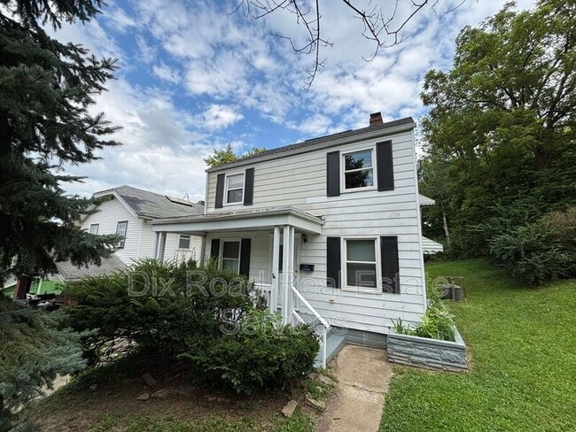 Building Photo - 348 Nassau St Rental