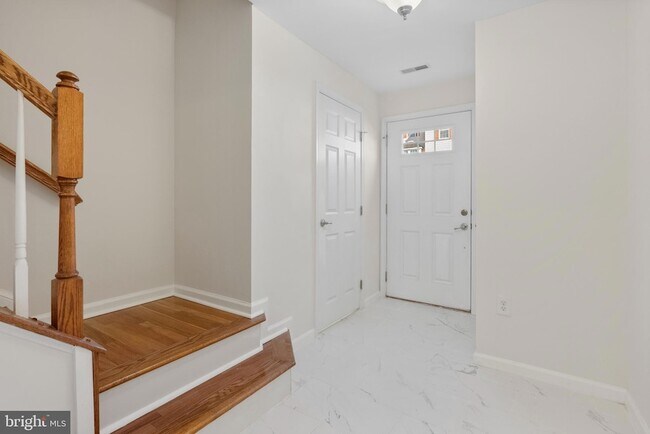 Photo - 407 Susan Cir