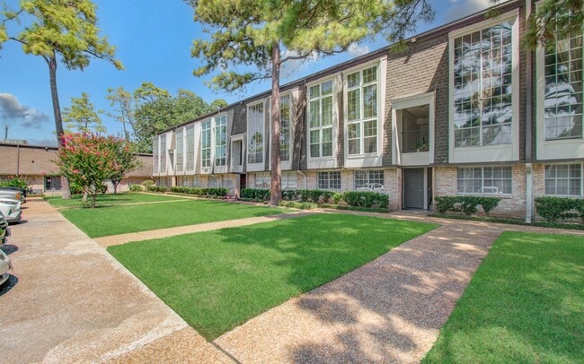 Photo - 12633 Memorial Dr