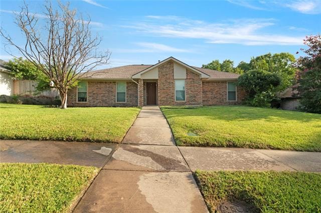Building Photo - 1610 St James Dr Rental