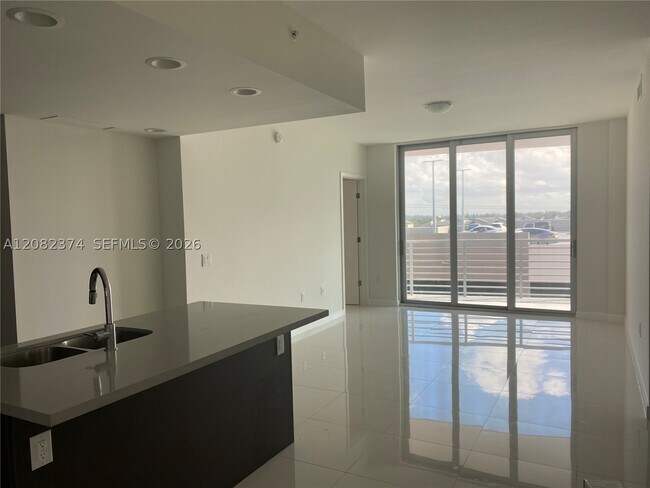Photo - 7875 NW 107th Ave Unit 613