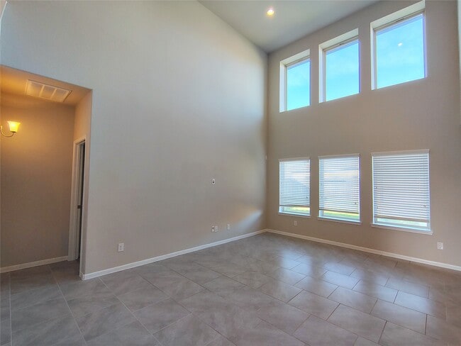 Photo - 29402 Jarvis Bay Pass