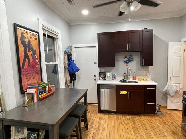 Photo - 2236 W Belden Ave Unit 1f