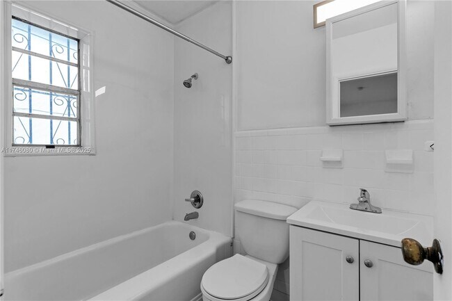 Photo - 40 NW 62nd St Apartment Unit 1