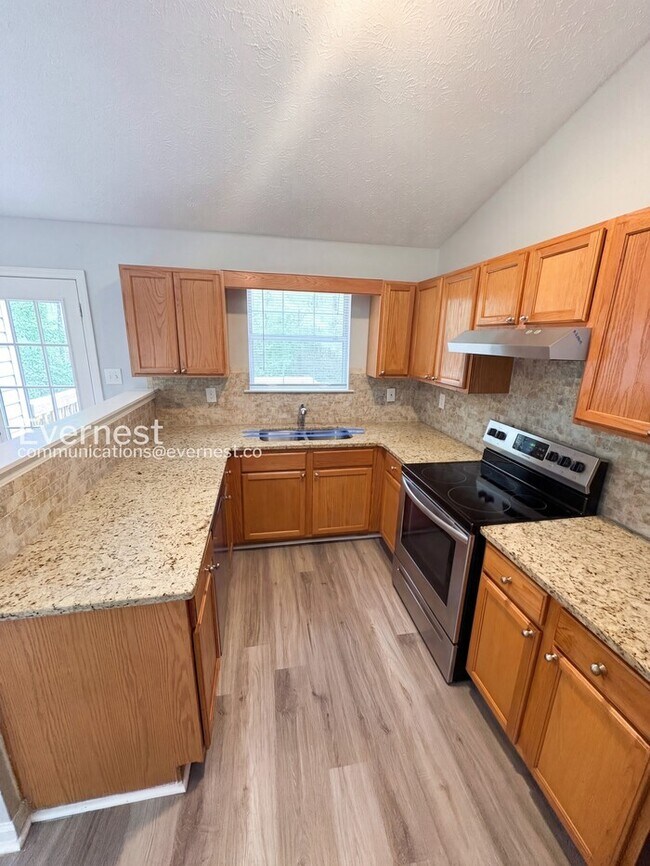 Photo - 3908 Old Ivy Ct