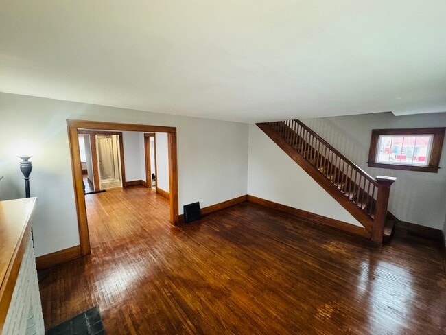 Photo - 609 Lima Ave