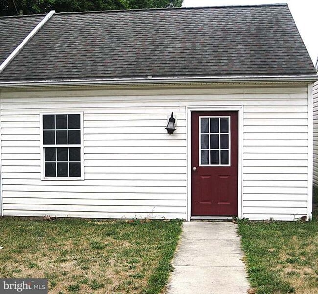 Photo - 134 S Earl St