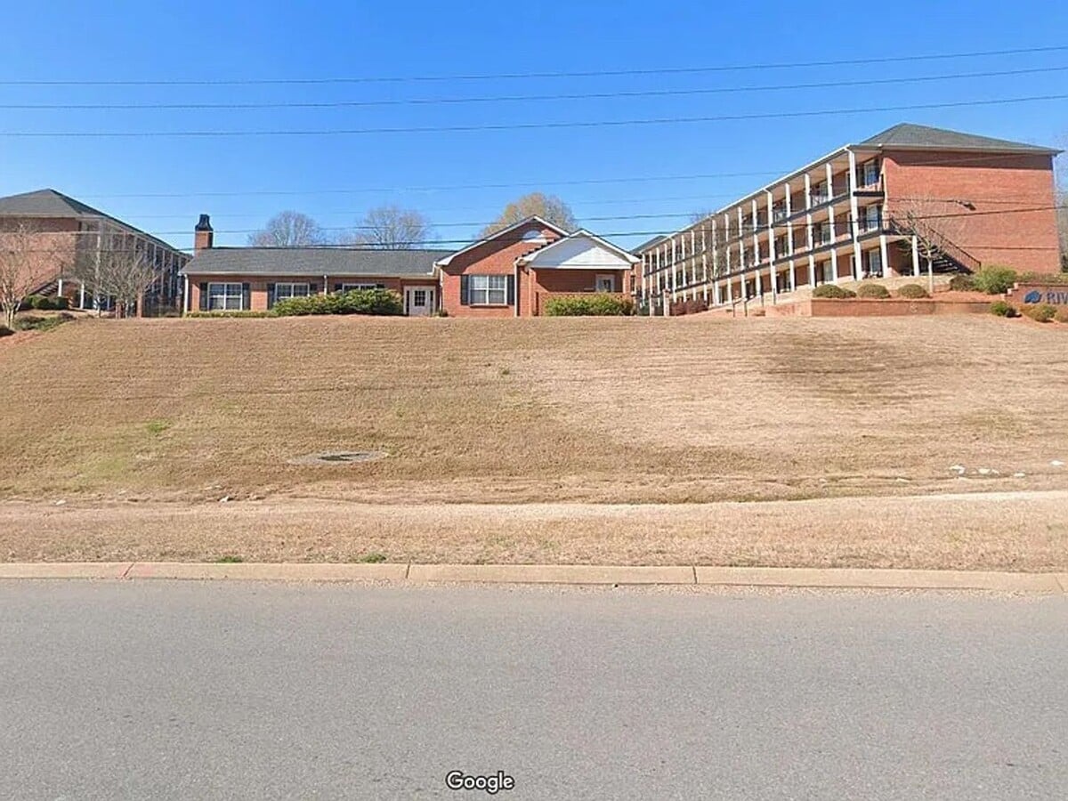Riverbend Commons - Riverbend Commons Apartment Unit C-107